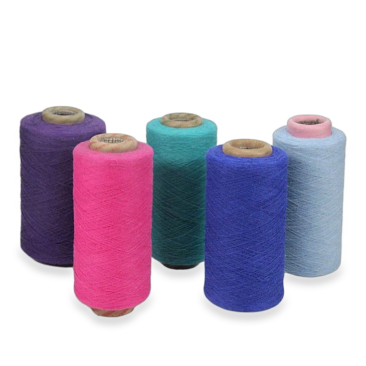 Colored recycled blanket yarn – Ecoweavon